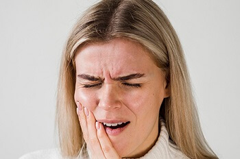 Toothache and Emergency Dentistry